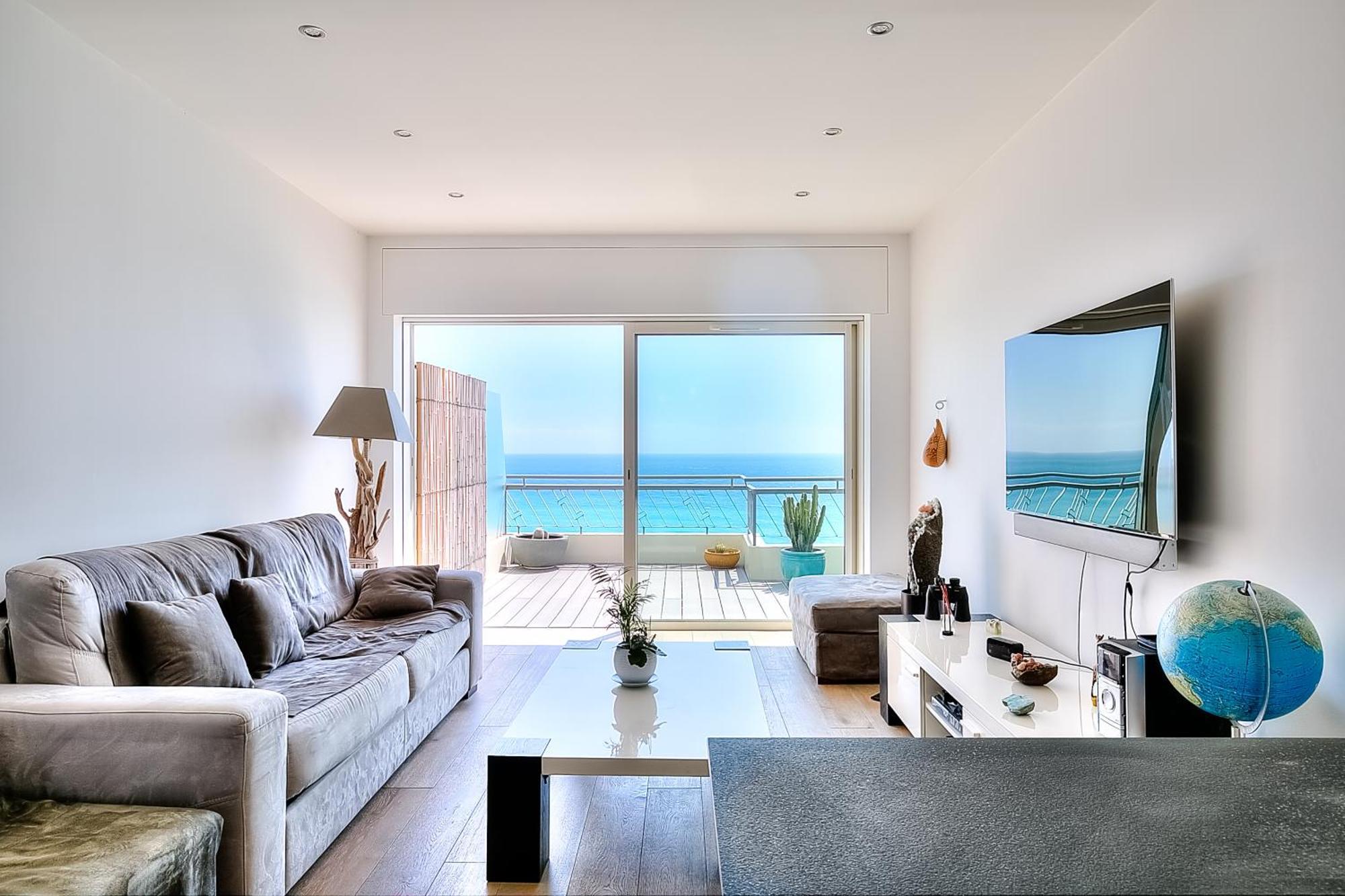 ニースLe Florentina, Dernier Etage Avec Terrasse, Vue Sur La Baie Des Angesアパートメント エクステリア 写真